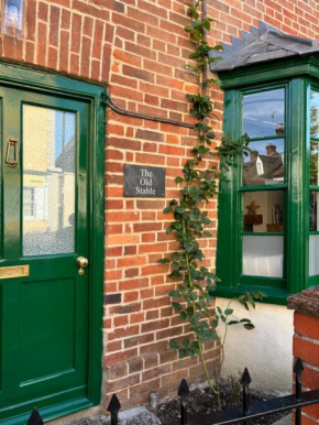 Cosy, rustic Dorset cottage